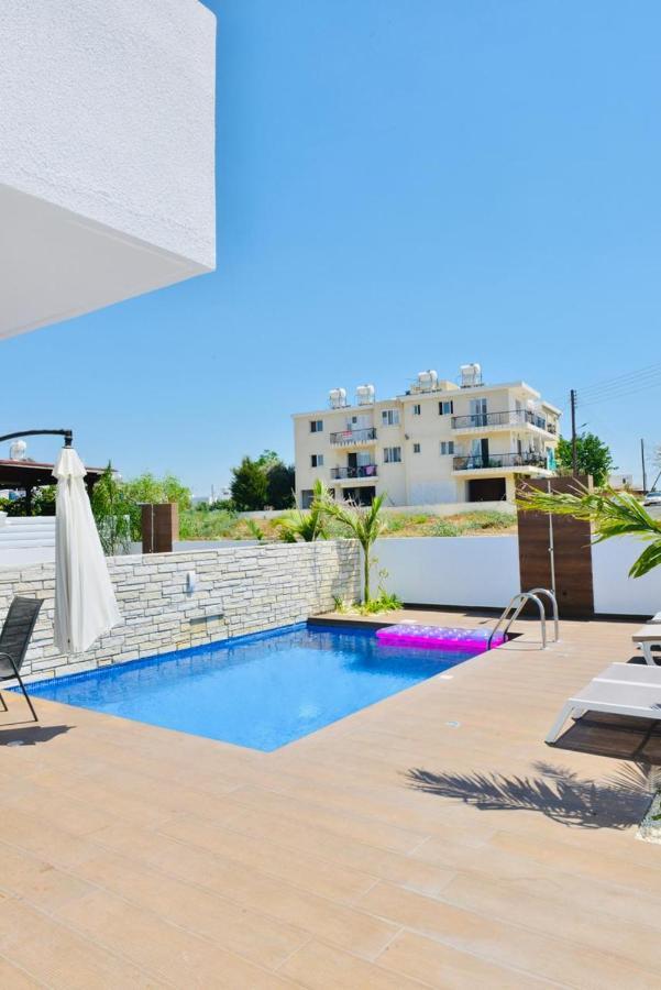 Melanos Residence 2 Bdrm Townhouse With Private Pool Klorakas Exterior photo
